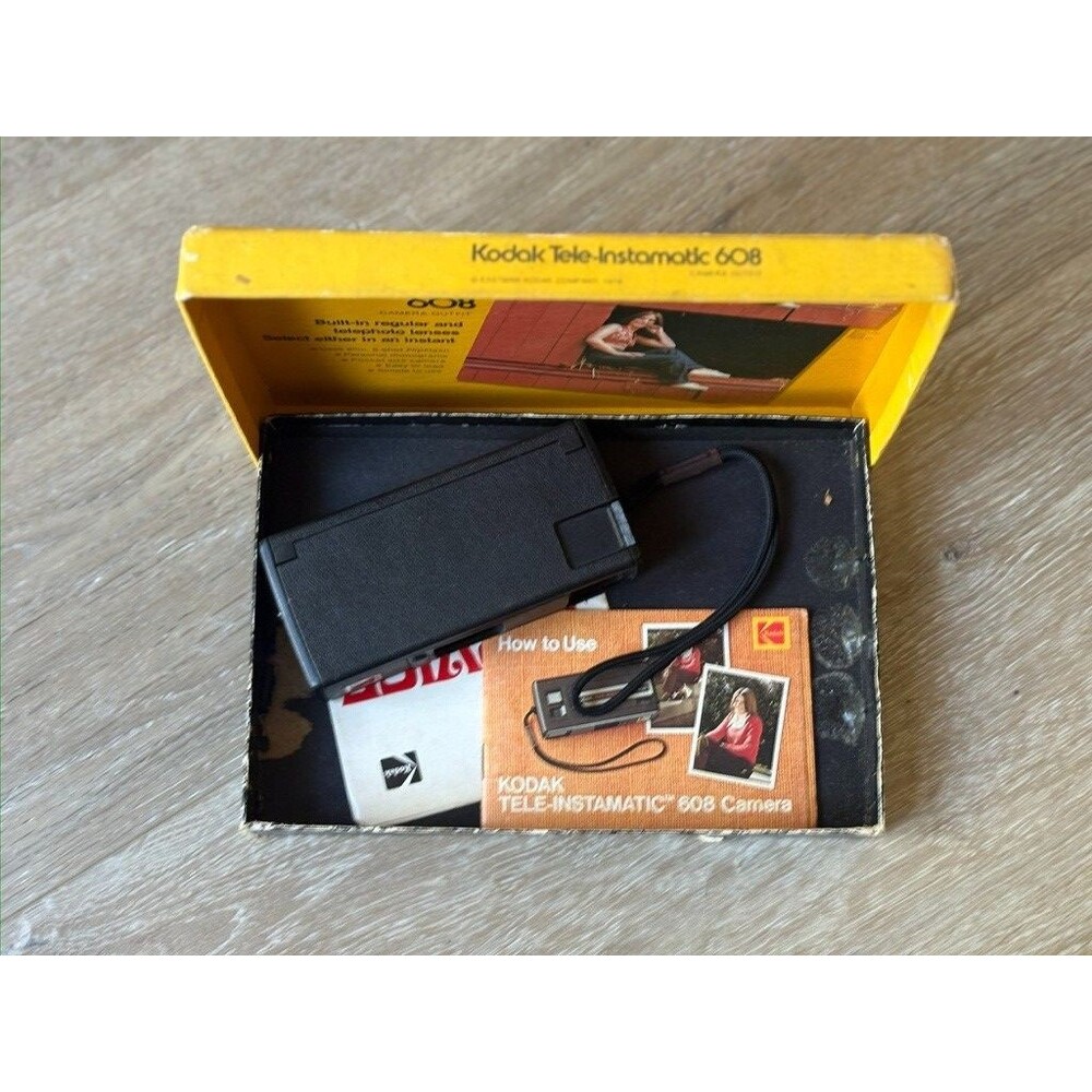 Vintage Kodak Tele-Instamatic 608 Camera 110 Film Original Box 1970s Untested
